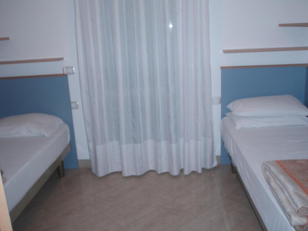 Argonauti Apartment Bibione Bagian luar foto