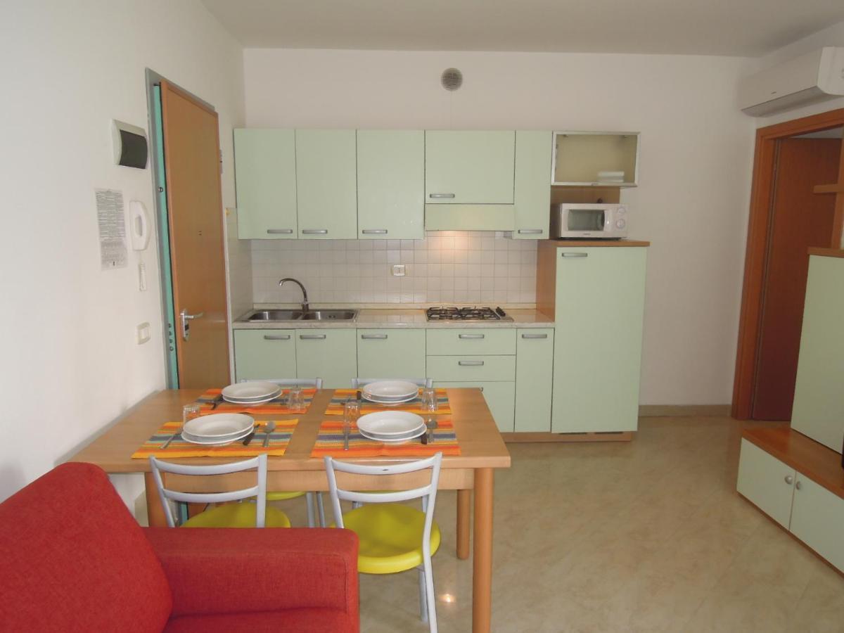 Argonauti Apartment Bibione Bagian luar foto