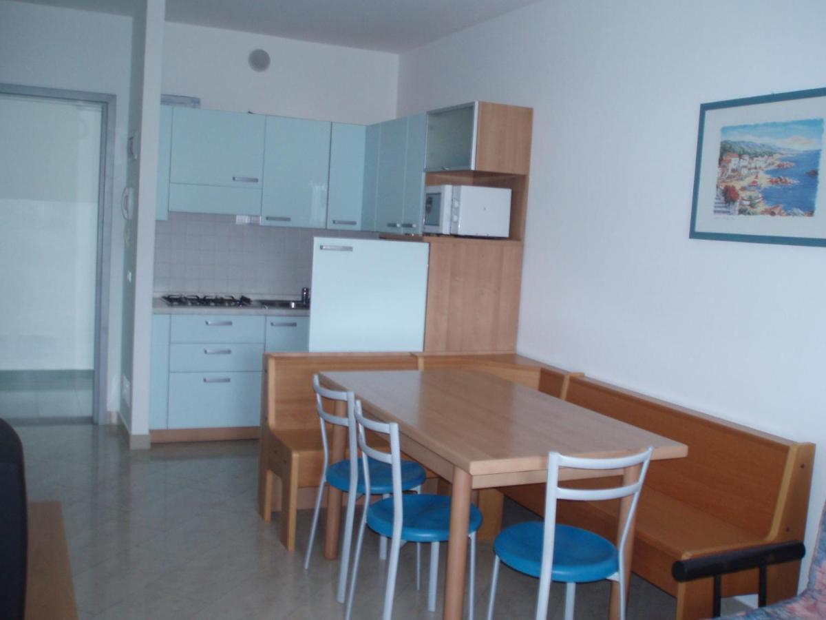 Argonauti Apartment Bibione Bagian luar foto